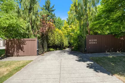 Laundry Room Photo of 2865 Semiahmoo Trail, Surrey, BC