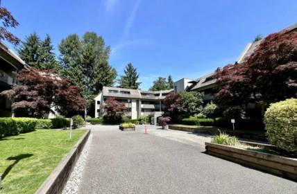 Hallway Photo of 401 1210 Pacific Street, Coquitlam, BC