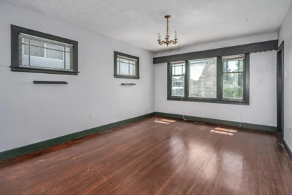 1963 Fraser Avenue, Port Coquitlam, BC, Port Coquitlam — Single Family Residence for sale