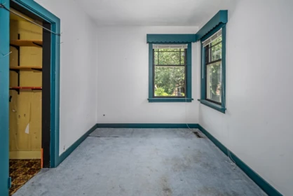 Office / Den Photo of 1963 Fraser Avenue, Port Coquitlam, BC