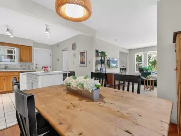 Breakfast Nook Photo of 2128 Adanac Street, Vancouver, BC