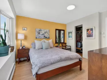 Powder Room Photo of 2128 Adanac Street, Vancouver, BC