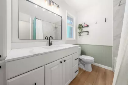 Laundry Room Photo of 1206 Premier Street, North Vancouver, BC