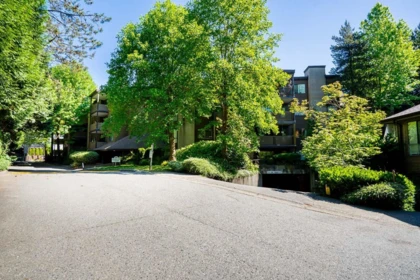 Office / Den Photo of 306 10680 151a Street, Surrey, BC