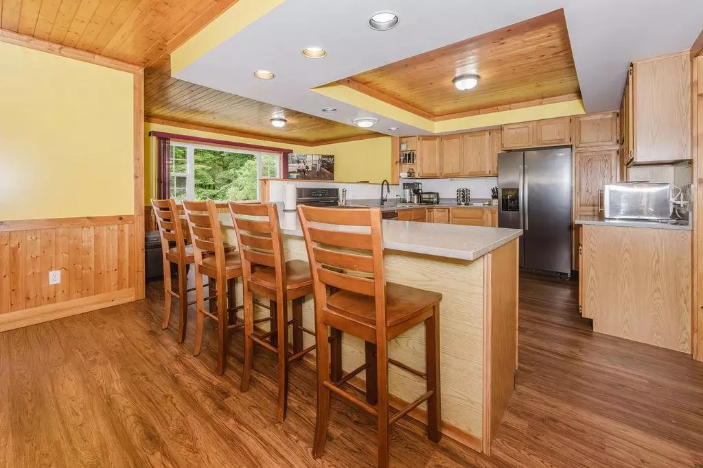 Family Room Photo of 279 Lark Road, Gibsons, BC