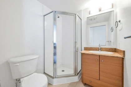 Guest Bathroom Photo of 1601 928 Homer Street, Vancouver, BC