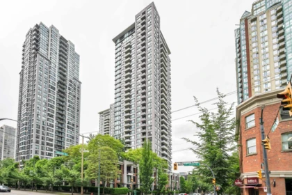Swimming Pool Photo of 1601 928 Homer Street, Vancouver, BC