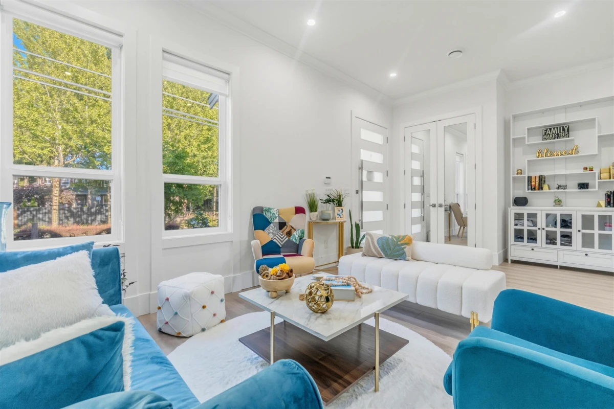 Living Room Photo of 5961 128 Street, Surrey, BC