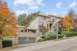 2 1383 Brunette Avenue, Coquitlam, BC