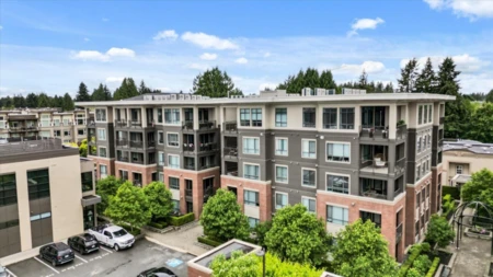 404 33540 Mayfair Avenue, Abbotsford, BC, Abbotsford — Apartment/Condo for sale