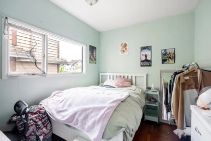 Bedroom 2 Photo of 4413 W 13 Avenue, Vancouver, BC