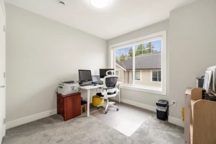 Office / Den Photo of 6 7410 194 Street, Surrey, BC