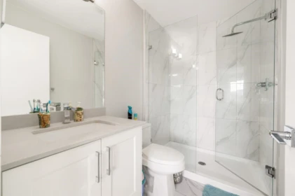 Powder Room Photo of 6 7410 194 Street, Surrey, BC