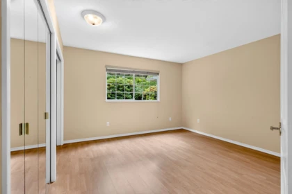 Bedroom 4 Photo of 101 16275 15 Avenue, Surrey, BC