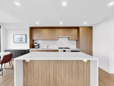 Kitchen Island Photo of 3908 5987 Wilson Avenue, Burnaby, BC