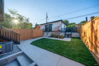 Swimming Pool Photo of 1167 E 63rd Avenue, Vancouver, BC