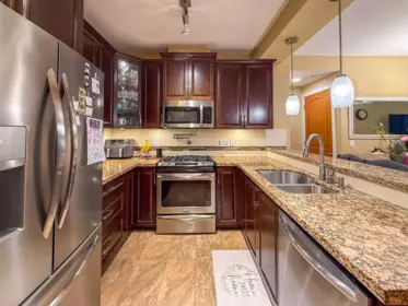 B225 8218 207a Street, Langley, BC, Langley — Apartment/Condo for sale