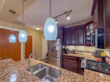 B225 8218 207a Street, Langley, BC, Langley — Apartment/Condo for sale