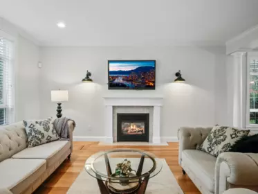 41813 Majuba Hill Road, Yarrow, BC, Yarrow — Single Family Residence for sale