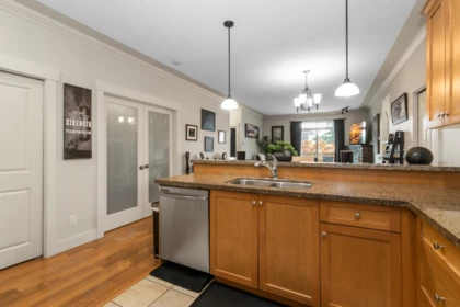 Kitchen Island Photo of 206 45615 Brett Avenue, Chilliwack, BC