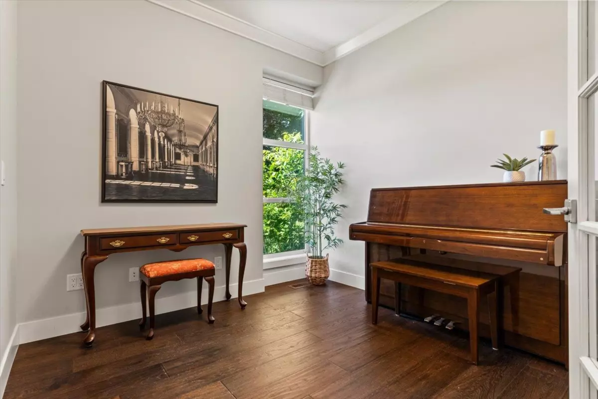 Living Room Photo of 6528 Reid Road, Chilliwack, BC