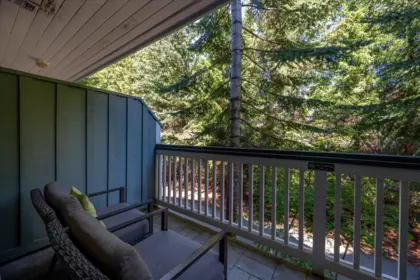 Kitchen Island Photo of 308 4405 Blackcomb Way, Whistler, BC