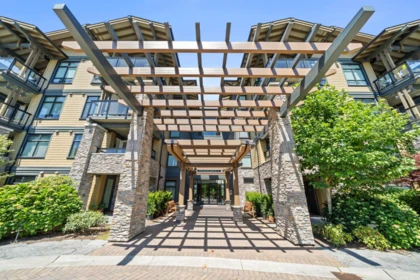 105 4977 Springs Boulevard, Tsawwassen, BC, Tsawwassen — Apartment/Condo for sale