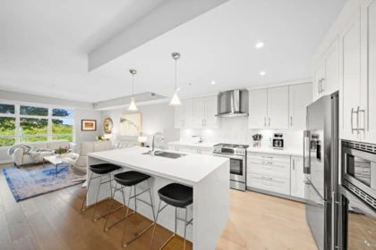 Kitchen Photo of 105 4977 Springs Boulevard, Tsawwassen, BC