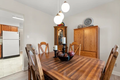Breakfast Nook Photo of 303 32070 Peardonville Road, Abbotsford, BC