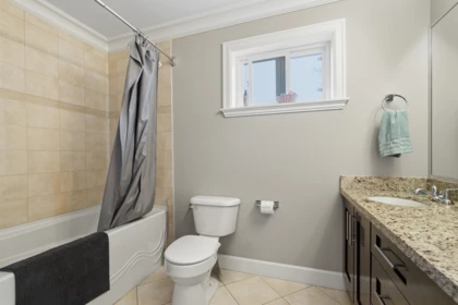 Office / Den Photo of A 5013 Central Avenue, Delta, BC