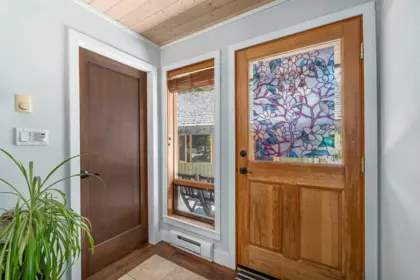 9270 Pinetree Lane, Whistler, BC, Whistler — Single Family Residence for sale