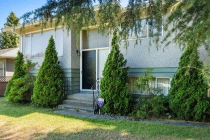 12534 Grove Crescent, Surrey, BC, Surrey — Single Family Residence for sale