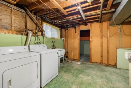 Laundry Room Photo of 12534 Grove Crescent, Surrey, BC