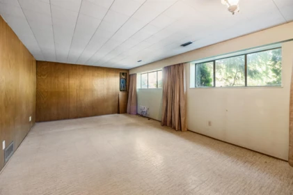 Mudroom Photo of 12534 Grove Crescent, Surrey, BC