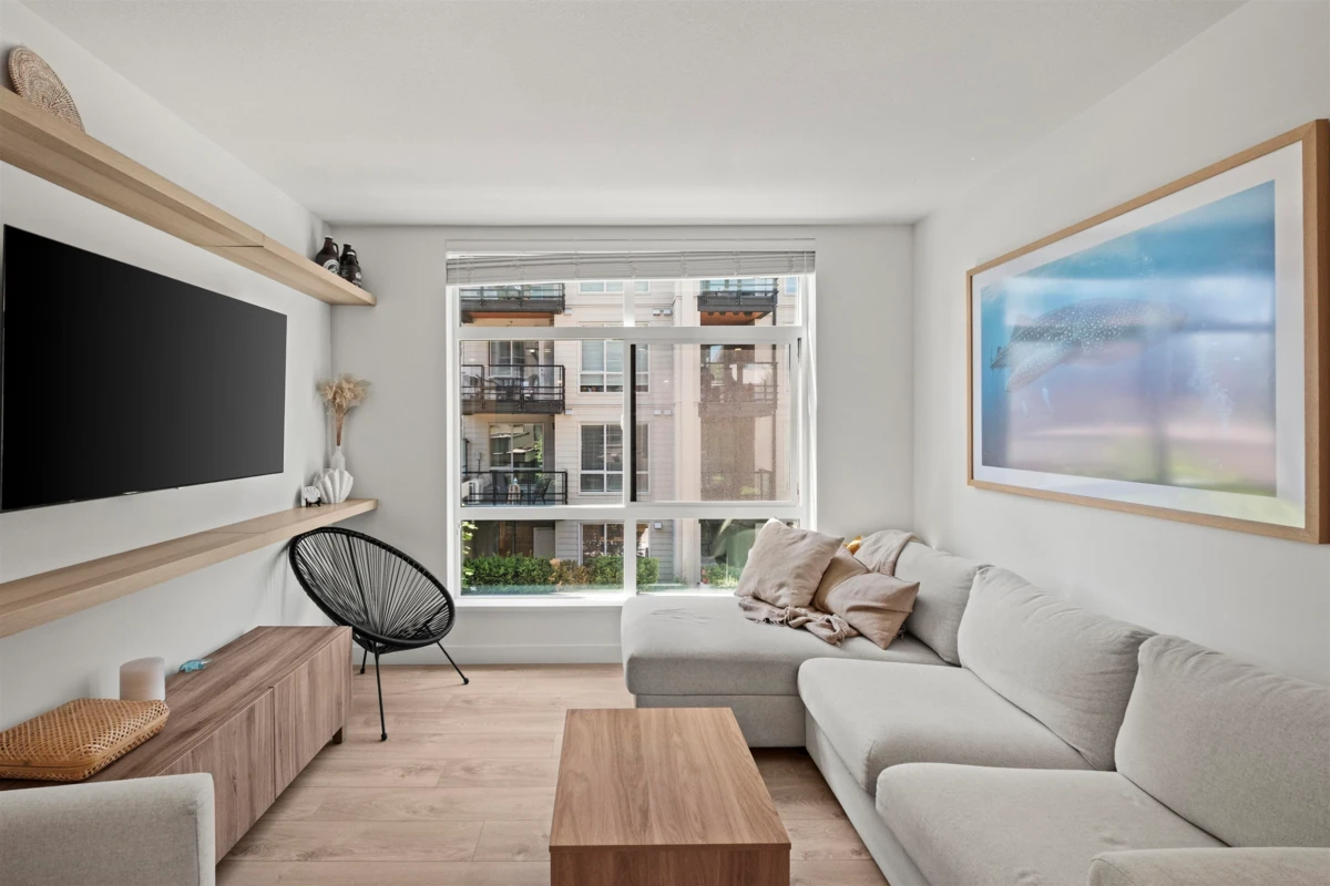 Family Room Photo of 209 128 E 8th Street, North Vancouver, BC