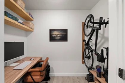 Hallway Photo of 209 128 E 8th Street, North Vancouver, BC