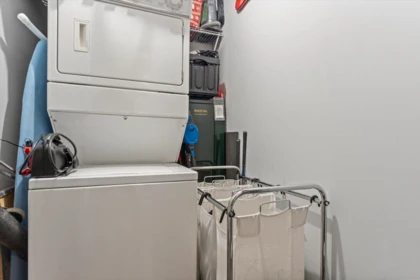 Basement Recreation Room Photo of 343 33173 Old Yale Road, Abbotsford, BC