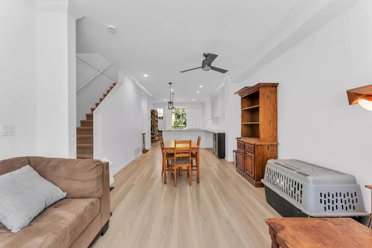 Living Room Photo of 15 2845 156 Street, Surrey, BC