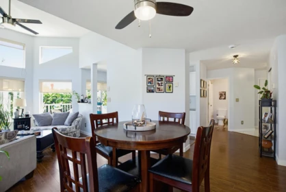 Kitchen Photo of 303 33669 2nd Avenue, Mission, BC
