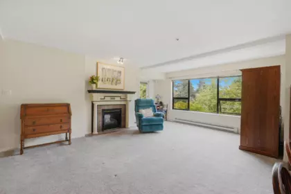 205 5855 Cowrie Street, Sechelt, BC, Sechelt — Apartment/Condo for sale