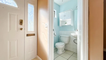Walk-In Closet Photo of 35 9348 128 Street, Surrey, BC