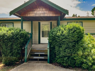8097 Redrooffs Road, Halfmoon Bay, BC, Halfmoon Bay — Manufactured On Land for sale