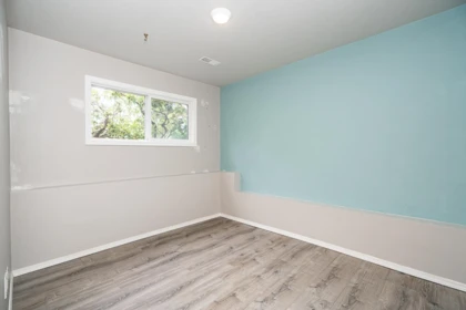 Laundry Room Photo of 46350 Mccaffrey Boulevard, Chilliwack, BC