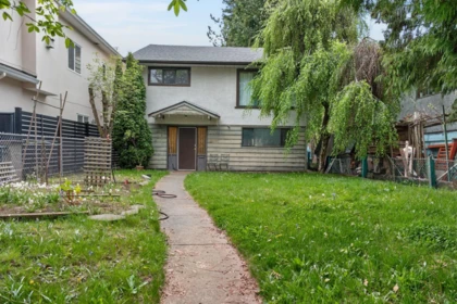 2112 E 46th Avenue, Vancouver, BC, Vancouver — Single Family Residence for sale
