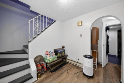 Walk-In Closet Photo of 2112 E 46th Avenue, Vancouver, BC