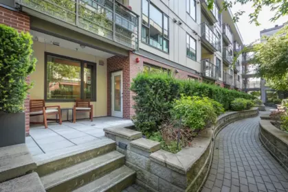 123 5355 Lane Street, Burnaby, BC, Burnaby — Apartment/Condo for sale