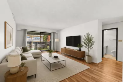 315 310 W 3rd Street, North Vancouver, BC, North Vancouver — Apartment/Condo for sale