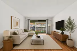 315 310 W 3rd Street, North Vancouver, BC