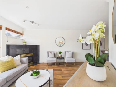 215 2238 Kingsway Street, Vancouver, BC, Vancouver — Apartment/Condo for sale