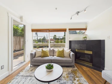 Kitchen Photo of 215 2238 Kingsway Street, Vancouver, BC